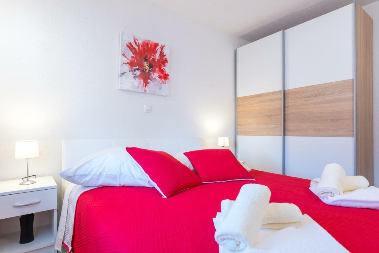 Tranquility And Nature In 4 Bedroom With Sea View Quận Mokošica Ngoại thất bức ảnh