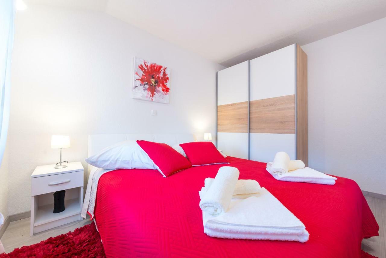 Tranquility And Nature In 4 Bedroom With Sea View Quận Mokošica Ngoại thất bức ảnh