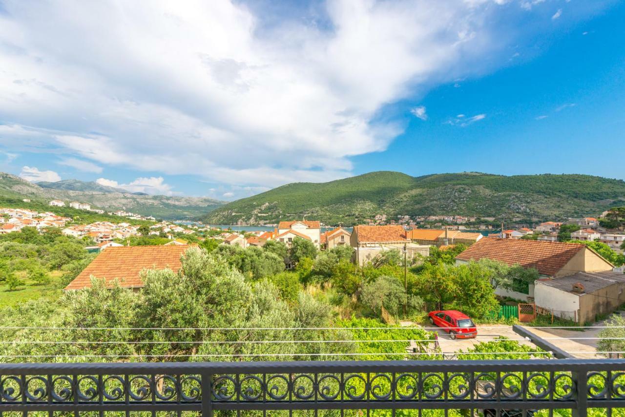 Tranquility And Nature In 4 Bedroom With Sea View Quận Mokošica Ngoại thất bức ảnh