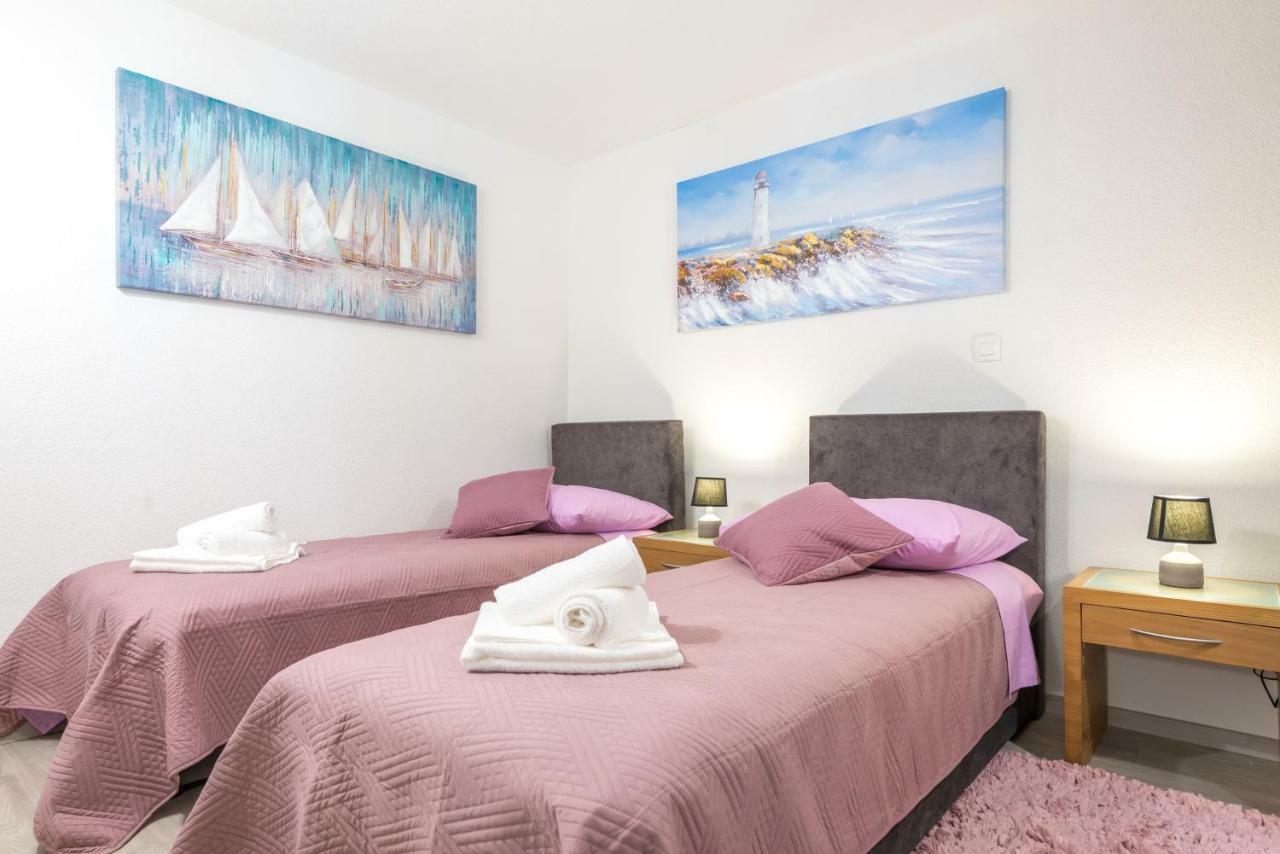 Tranquility And Nature In 4 Bedroom With Sea View Quận Mokošica Ngoại thất bức ảnh